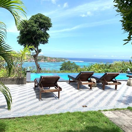 Готель Bukit Permata Lembongan Екстер'єр фото